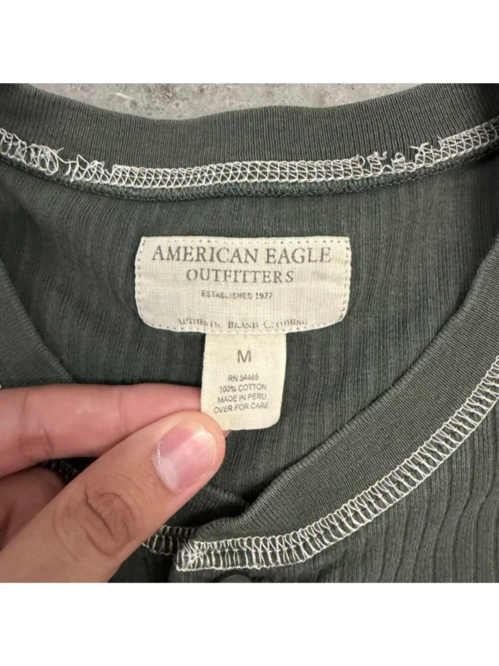Y2K American Eagle Outfitters Mens Green Long Sleeve Henley Shirt Size M